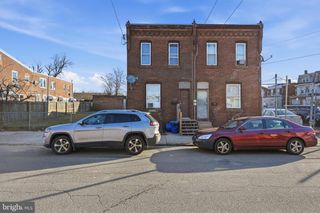 2051 MARGARET ST, Philadelphia, PA 19124