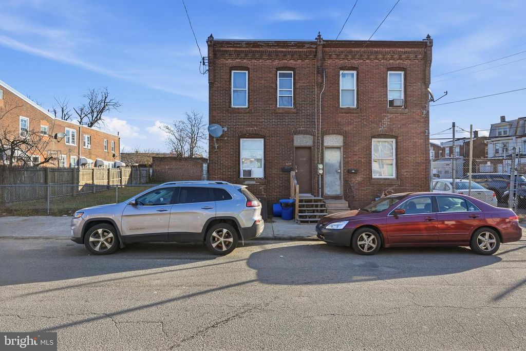 2051 MARGARET ST, Philadelphia, PA 19124