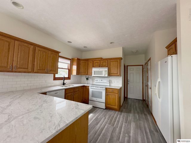 8621 Lavender Circle, Lincoln, NE 68505