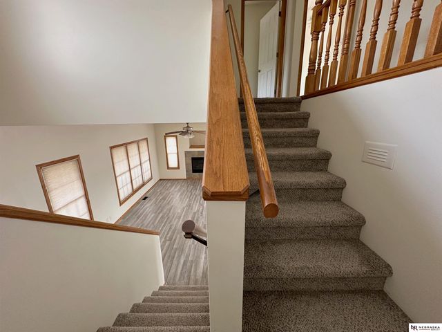 8621 Lavender Circle, Lincoln, NE 68505