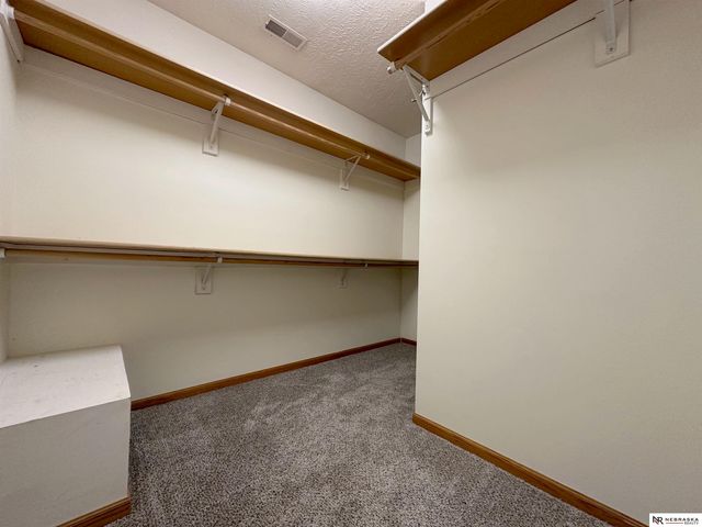 8621 Lavender Circle, Lincoln, NE 68505