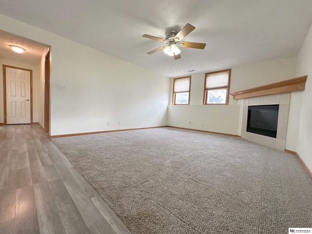 8621 Lavender Circle, Lincoln, NE 68505