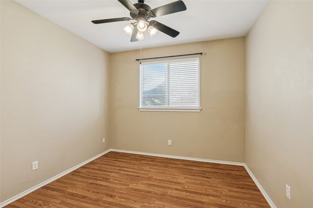 617 Silverbrook Drive, Saginaw, TX 76179