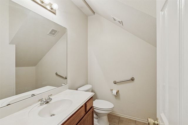 617 Silverbrook Drive, Saginaw, TX 76179