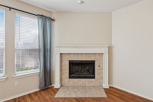 617 Silverbrook Drive, Saginaw, TX 76179