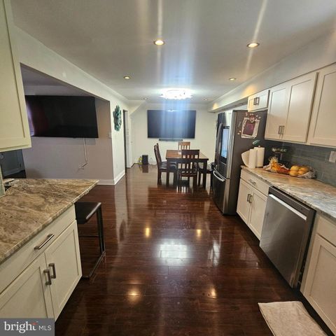 12805 BELHURST LN, Bowie, MD 20715