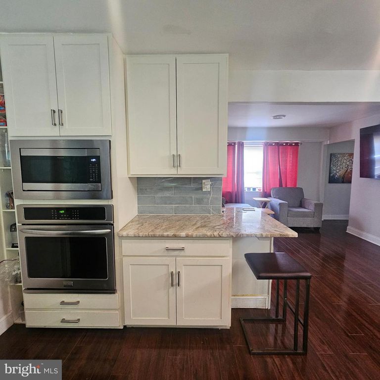 Image 16 of property listing at 12805 BELHURST LN, Bowie, MD 20715