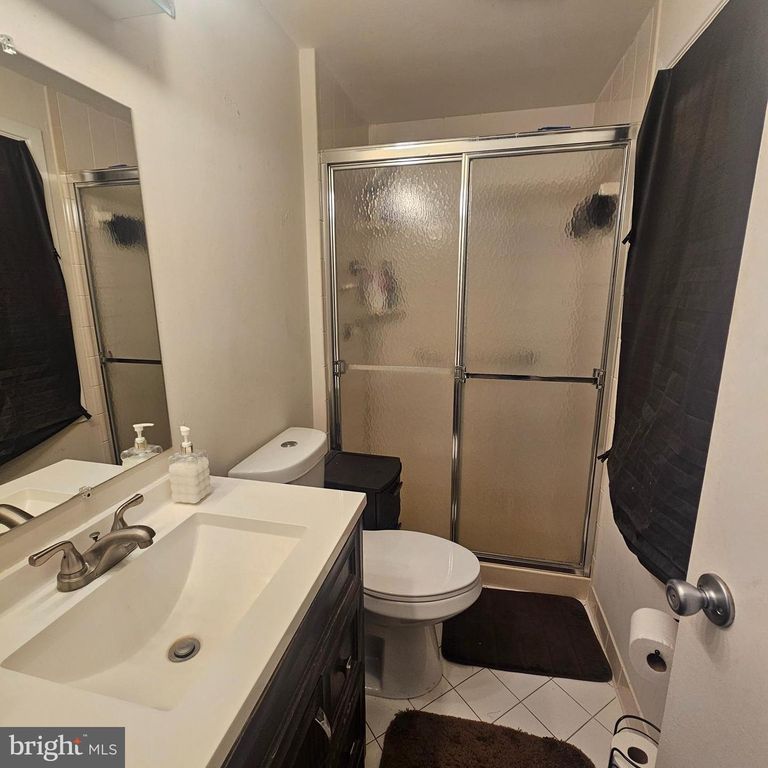 Image 32 of property listing at 12805 BELHURST LN, Bowie, MD 20715