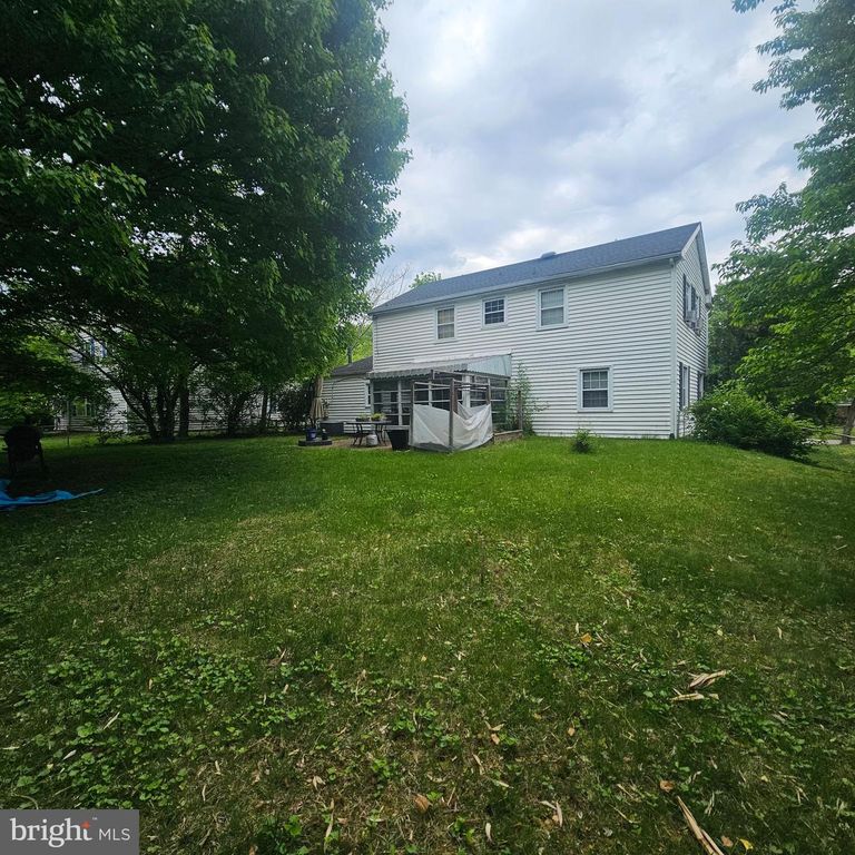 Image 38 of property listing at 12805 BELHURST LN, Bowie, MD 20715