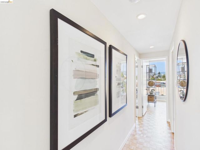 320 Lee St 702, Oakland, CA 94610