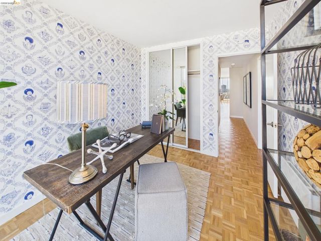 320 Lee St 702, Oakland, CA 94610