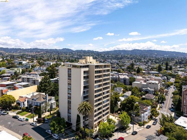320 Lee St 702, Oakland, CA 94610