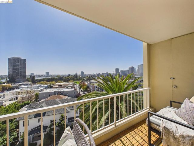 320 Lee St 702, Oakland, CA 94610