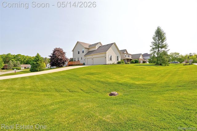 2338 Malena Lane, Oxford Charter Township, MI 48371
