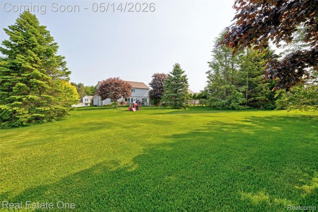 2338 Malena Lane, Oxford Charter Township, MI 48371