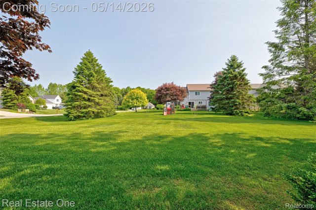 2338 Malena Lane, Oxford Charter Township, MI 48371