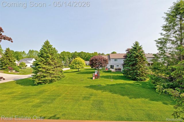 2338 Malena Lane, Oxford Charter Township, MI 48371