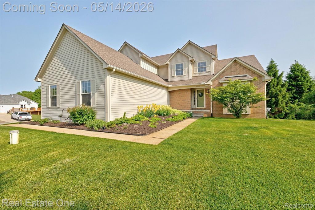 2338 Malena Lane, Oxford Charter Township, MI 48371