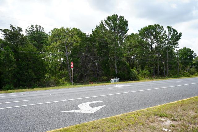 18284 COMMERCIAL WAY, Weeki Wachee, FL 34614