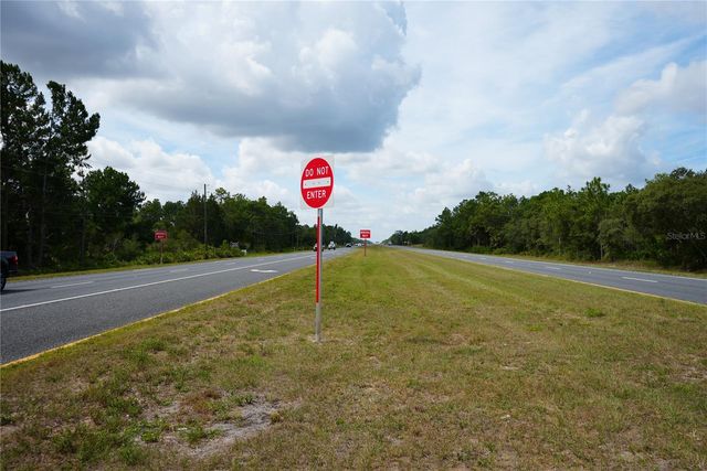 18284 COMMERCIAL WAY, Weeki Wachee, FL 34614