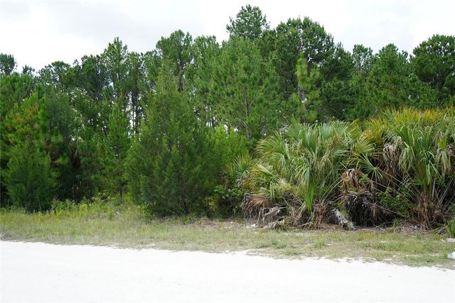 18284 COMMERCIAL WAY, Weeki Wachee, FL 34614