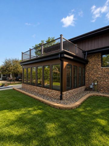 725 Birchwood Road, Frankfort, IL 60423