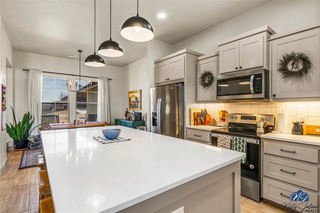 325 Weaver Way, Fletcher, OK 73541