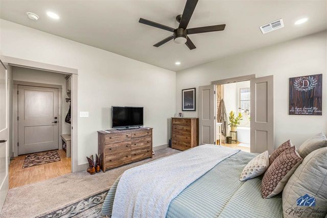 325 Weaver Way, Fletcher, OK 73541