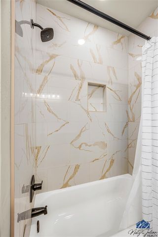 325 Weaver Way, Fletcher, OK 73541