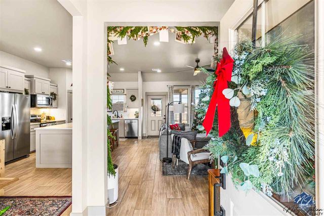 325 Weaver Way, Fletcher, OK 73541