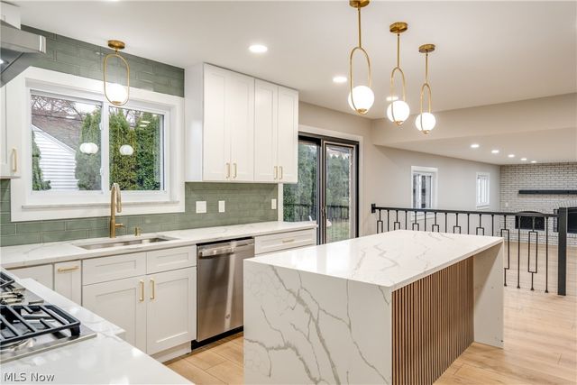 19681 Westover Avenue, Rocky River, OH 44116