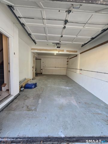 157 Jackson Street 1, Ansonia, CT 06401