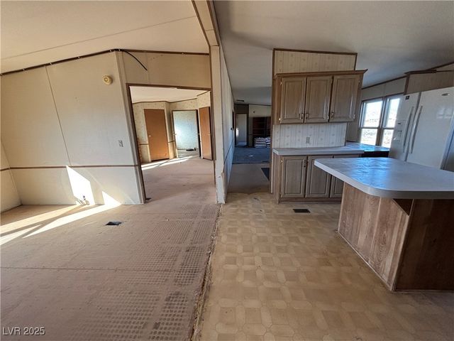 2813 N 9th West Street, Ely, NV 89301