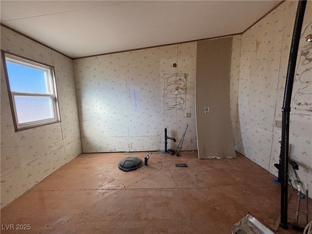 2813 N 9th West Street, Ely, NV 89301