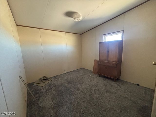 2813 N 9th West Street, Ely, NV 89301