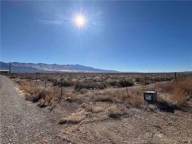2813 N 9th West Street, Ely, NV 89301