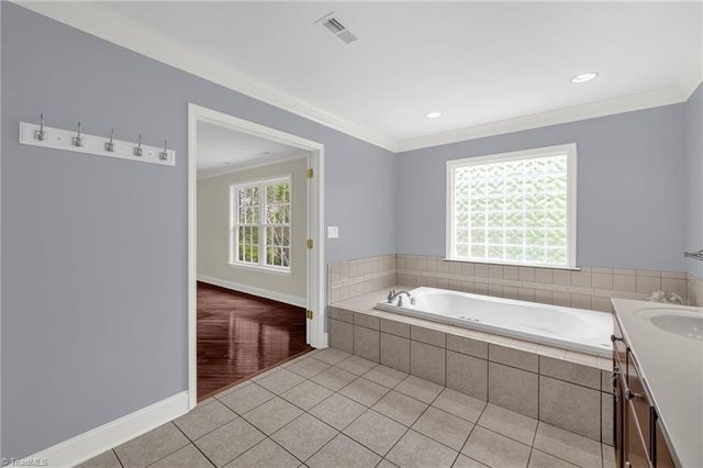 187 Pinnix Drive, Lexington, NC 27295