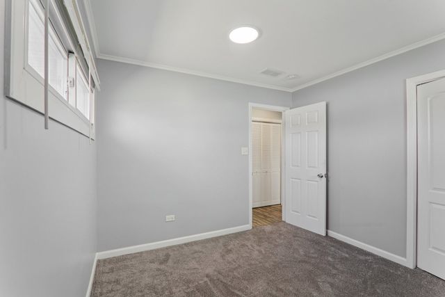 16524 Sawyer Avenue, Markham, IL 60428