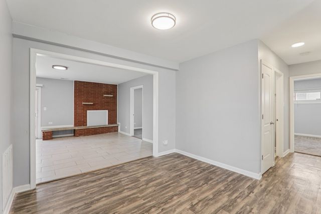 16524 Sawyer Avenue, Markham, IL 60428