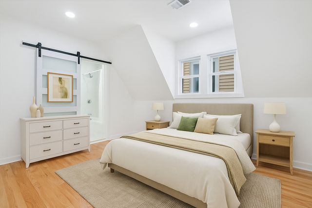 2617 W FULLERTON Avenue, Chicago, IL 60647