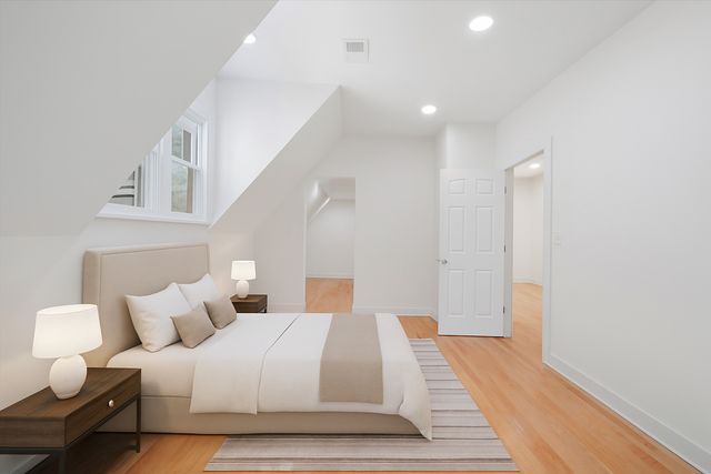 2617 W FULLERTON Avenue, Chicago, IL 60647