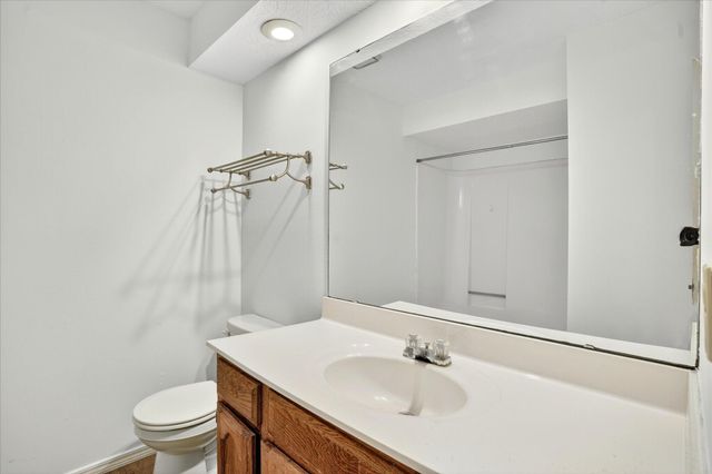 1623 W Tracy Street, Springfield, MO 65807