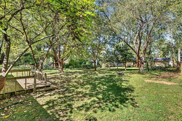 1623 W Tracy Street, Springfield, MO 65807