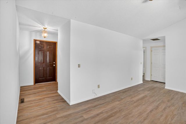 1623 W Tracy Street, Springfield, MO 65807