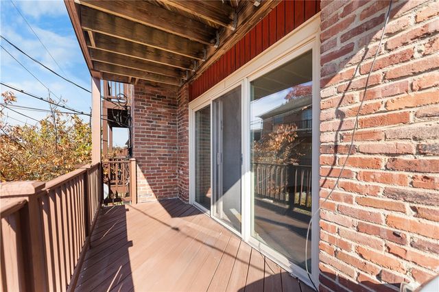 103 Jamestown Dr C, Scott Twp, PA 15216