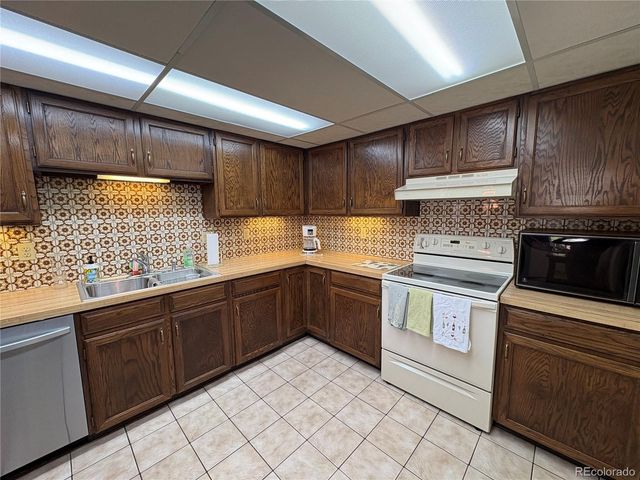 13957 E Oxford Place, Aurora, CO 80014