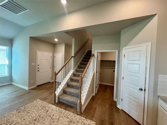 801 Staglin ST A, Buda, TX 78610