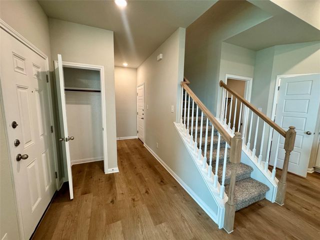 801 Staglin ST A, Buda, TX 78610