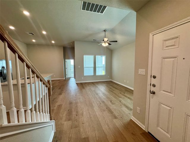 801 Staglin ST A, Buda, TX 78610