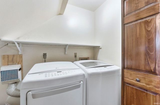 1417 Misty River Drive, Fort Wayne, IN 46808